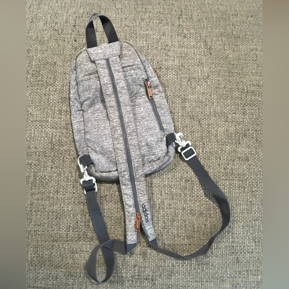 Adidas sling backpack - Picture 4 of 5